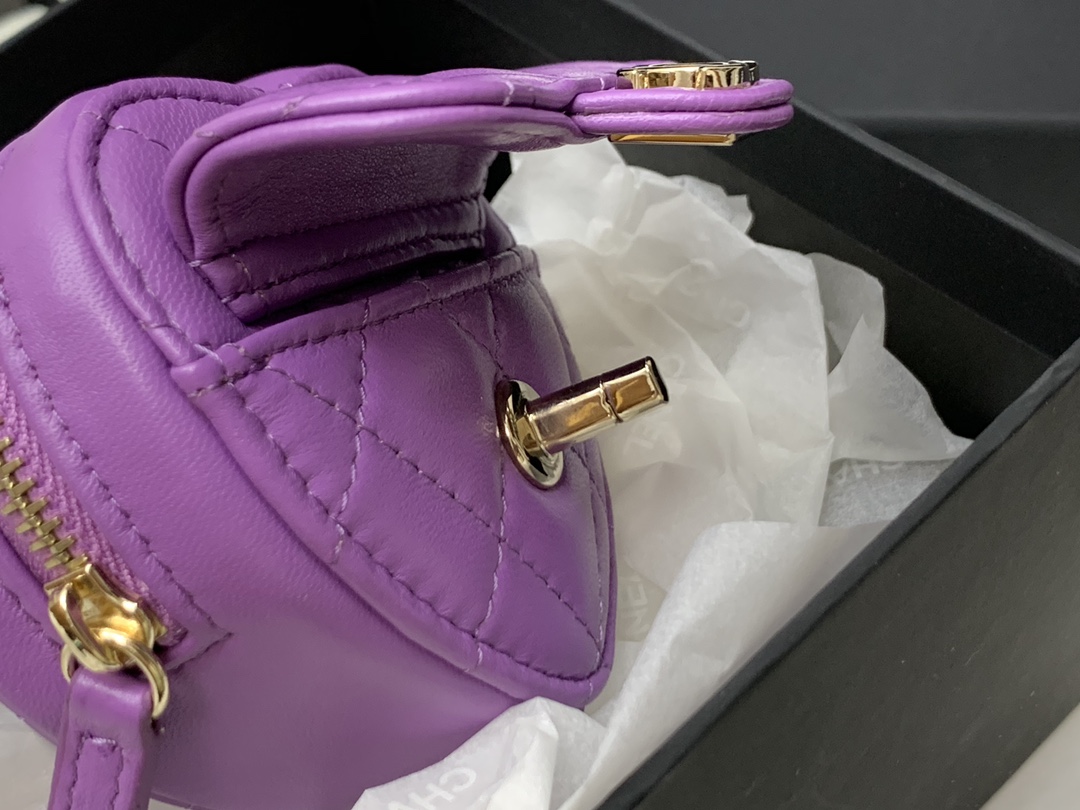 Handbag Chanel size 8*8.5*5.5* cm - vstockx