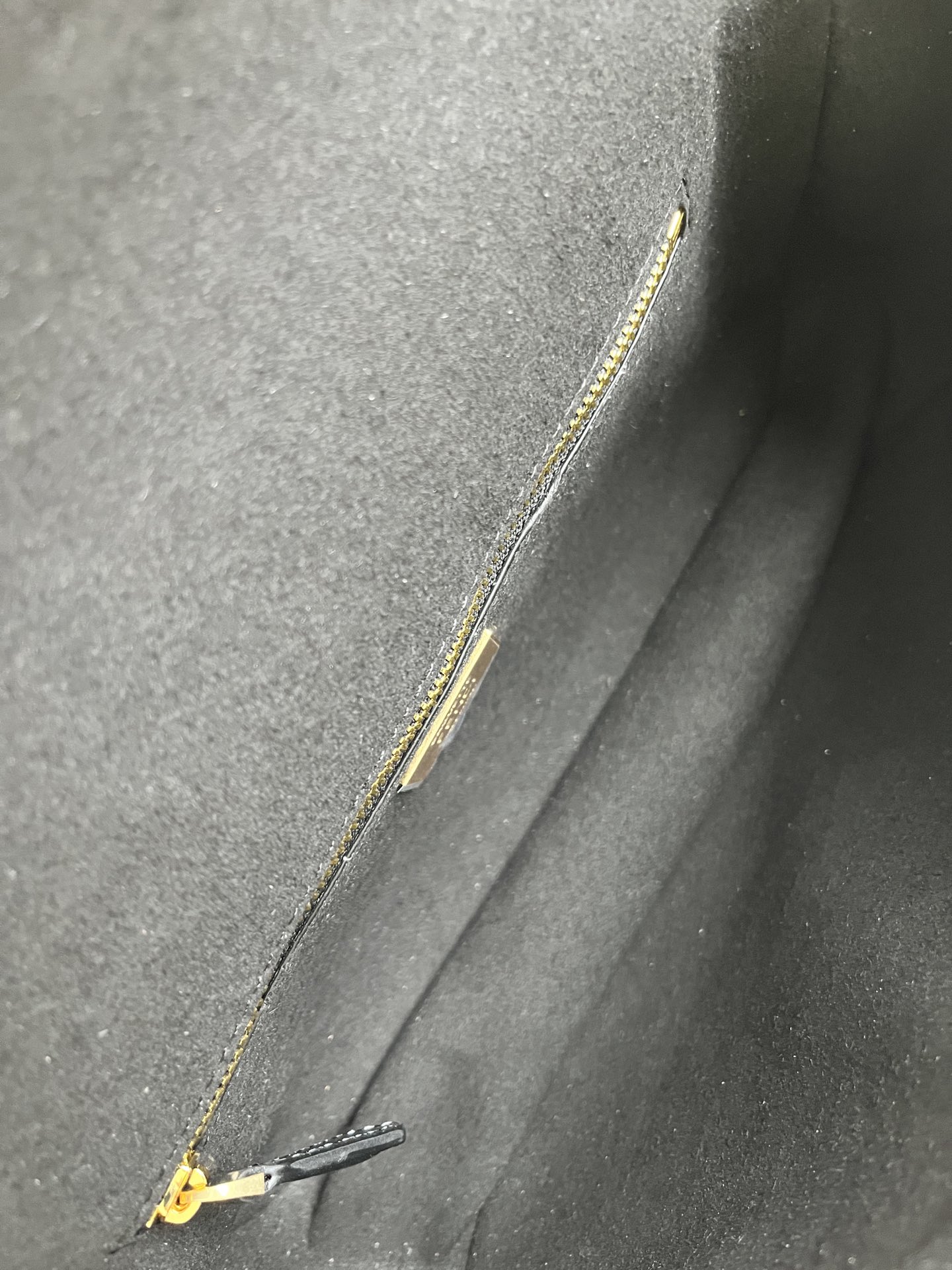 handbags FENDI 233 size:27*15*6cm - vstockx