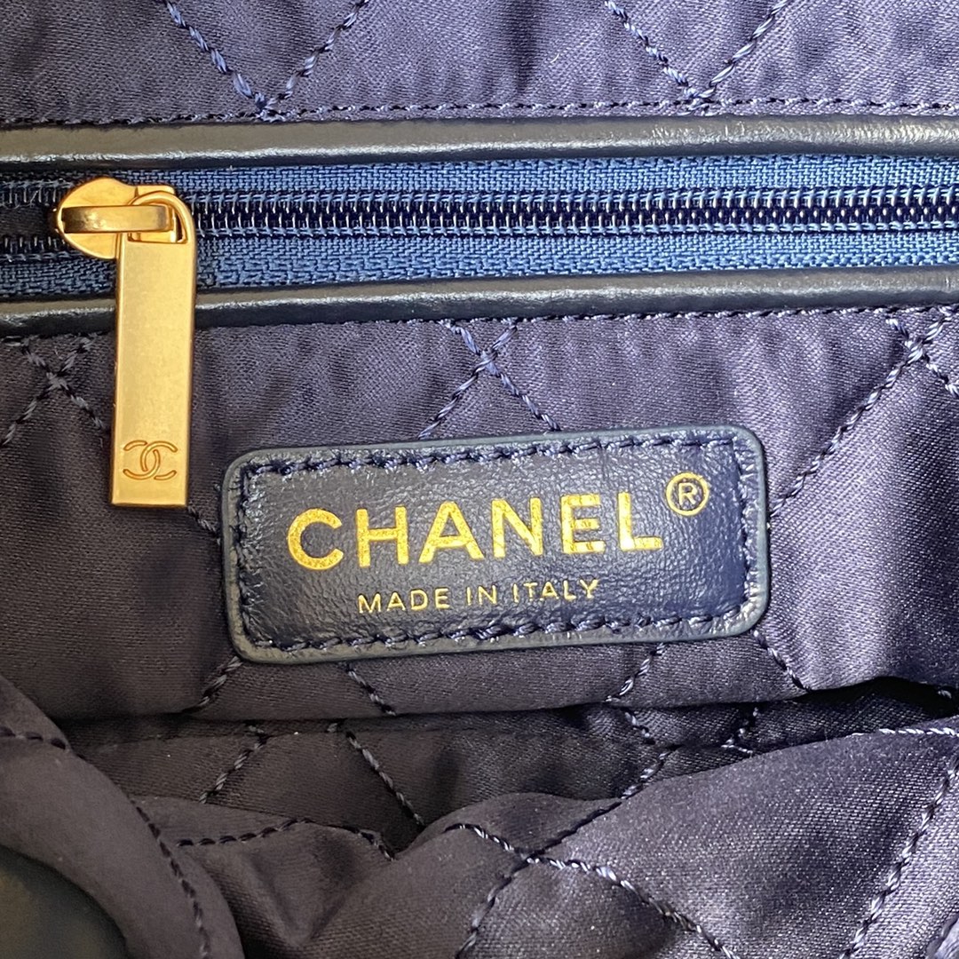 Handbag Chanel AS3263 size 18X20X6.5 cm - vstockx