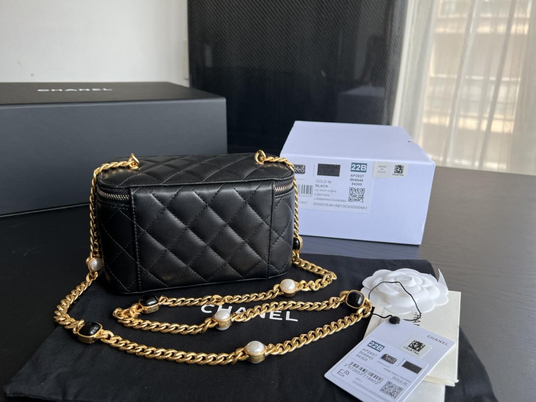 Handbag Chanel AP2937 size 8.5cmx11cmx7 cm - vstockx