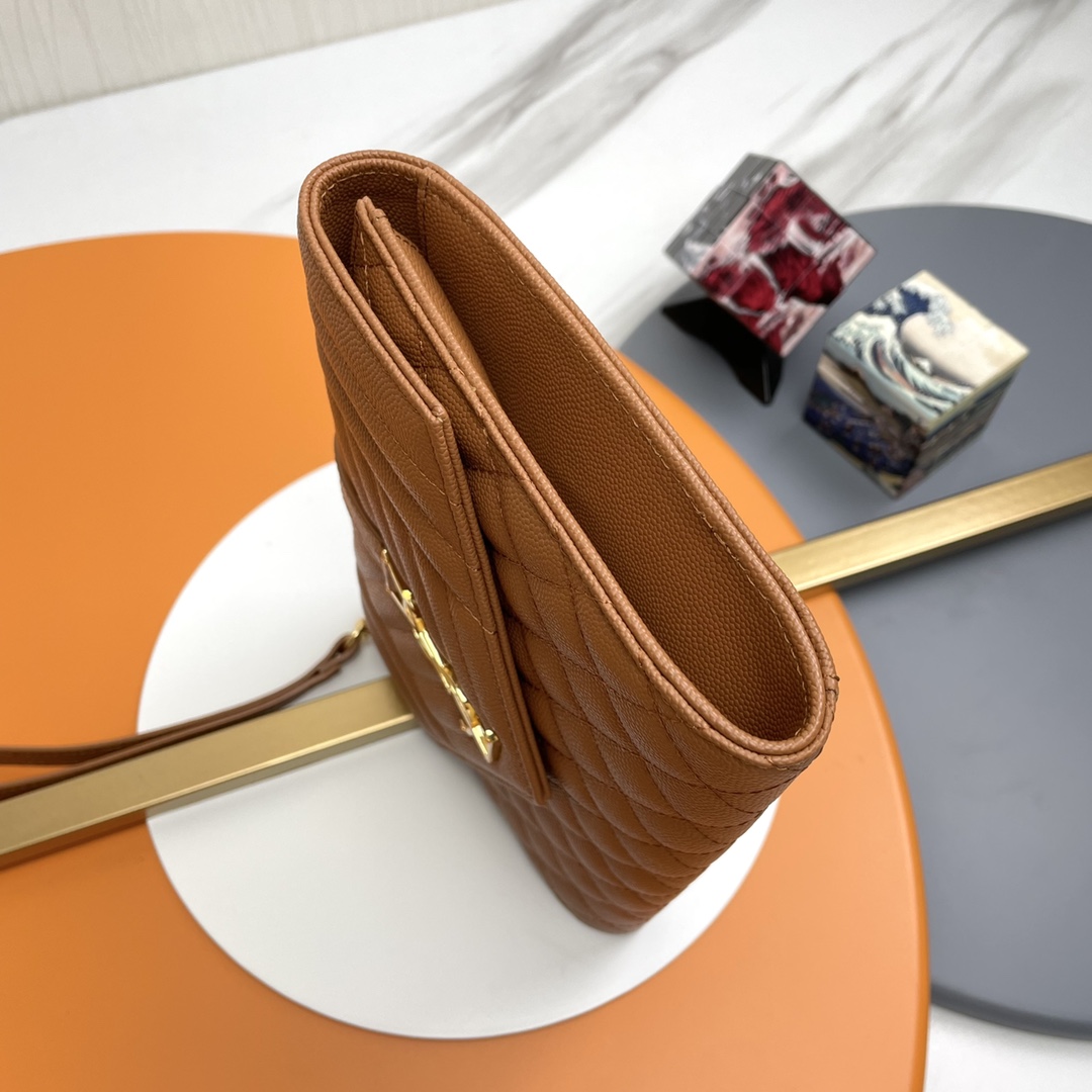 Handbags SAINT LAURENT 617662 size 21x16x3 cm - vstockx