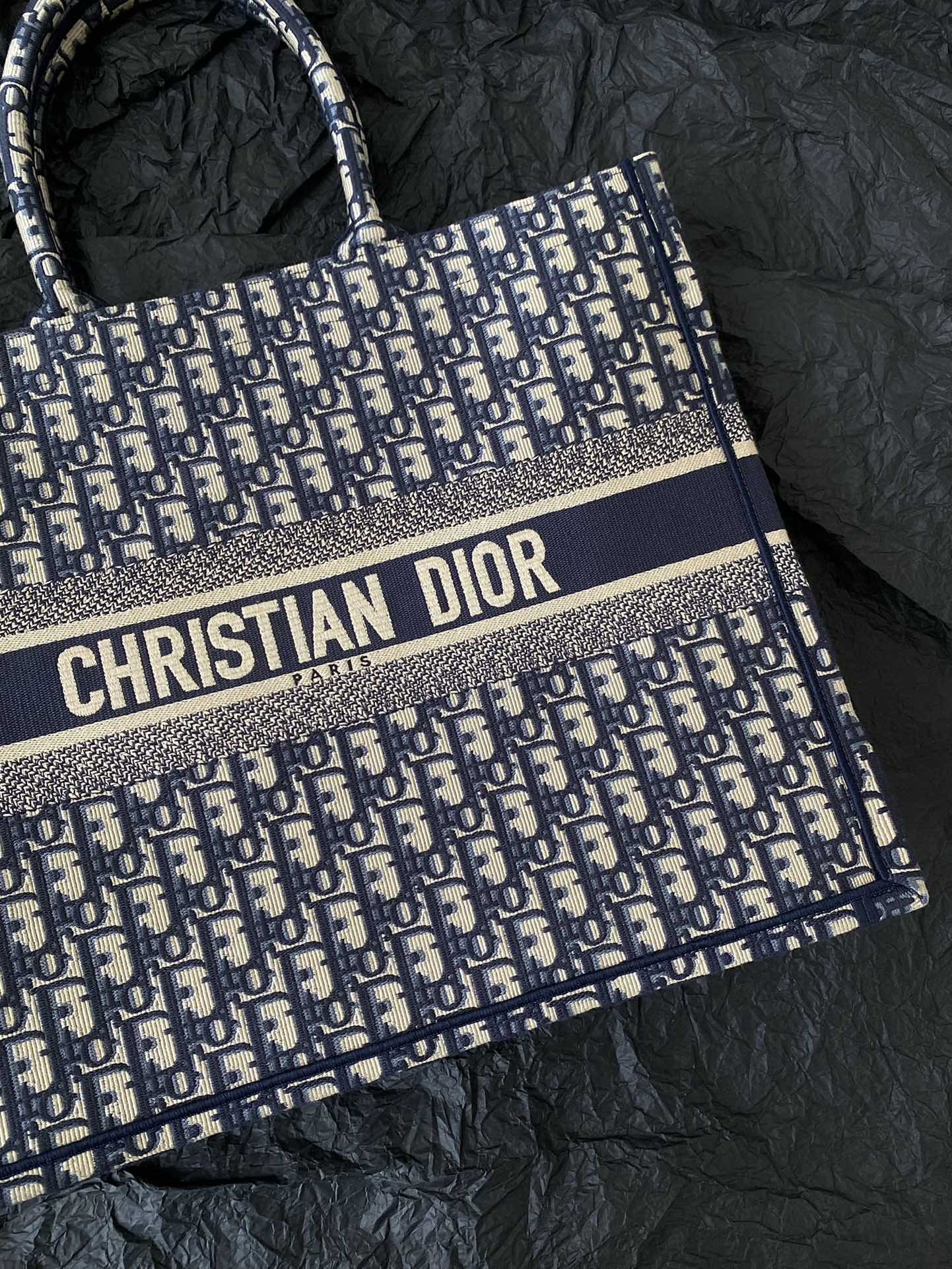 Handbags Dior Book Tote 8001 size:41.5*35*18 cm - vstockx