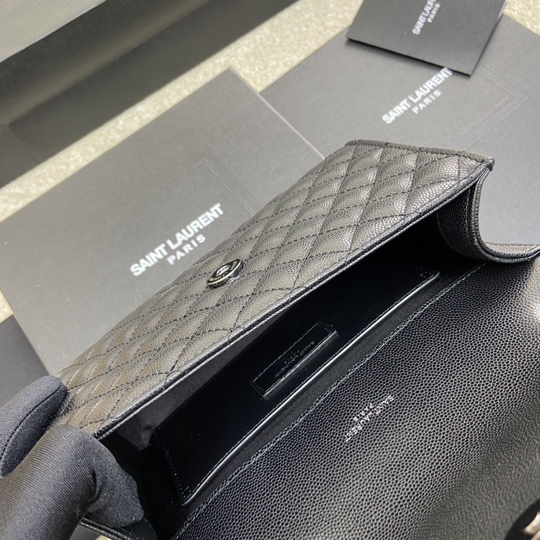 Handbags SAINT LAURENT 526286 size 21x13x6 cm - vstockx