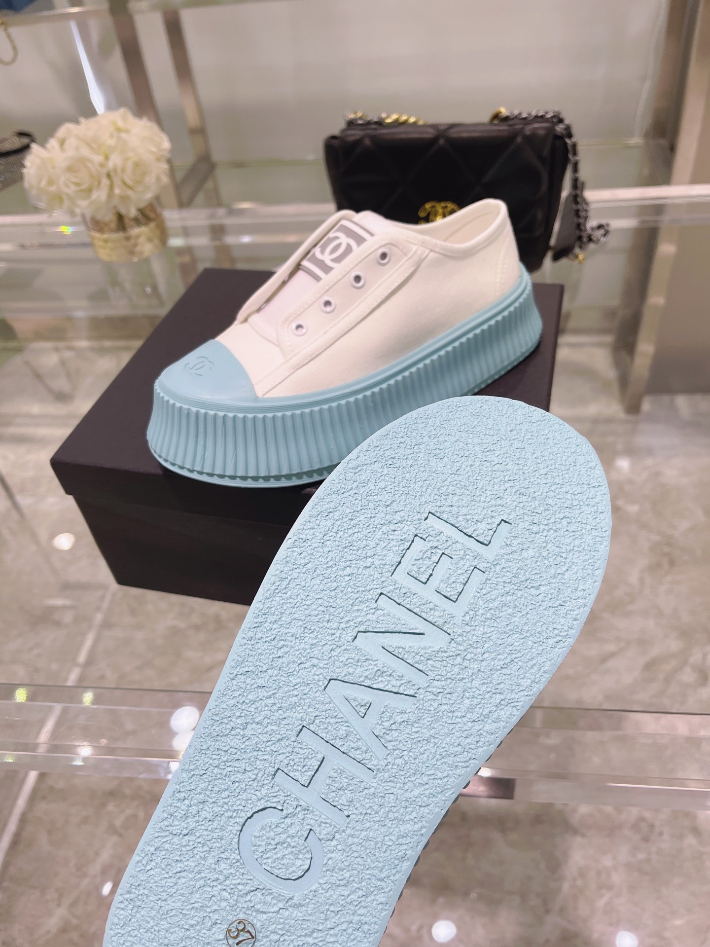 Chanel Platform Sneaker 13 - vstockx