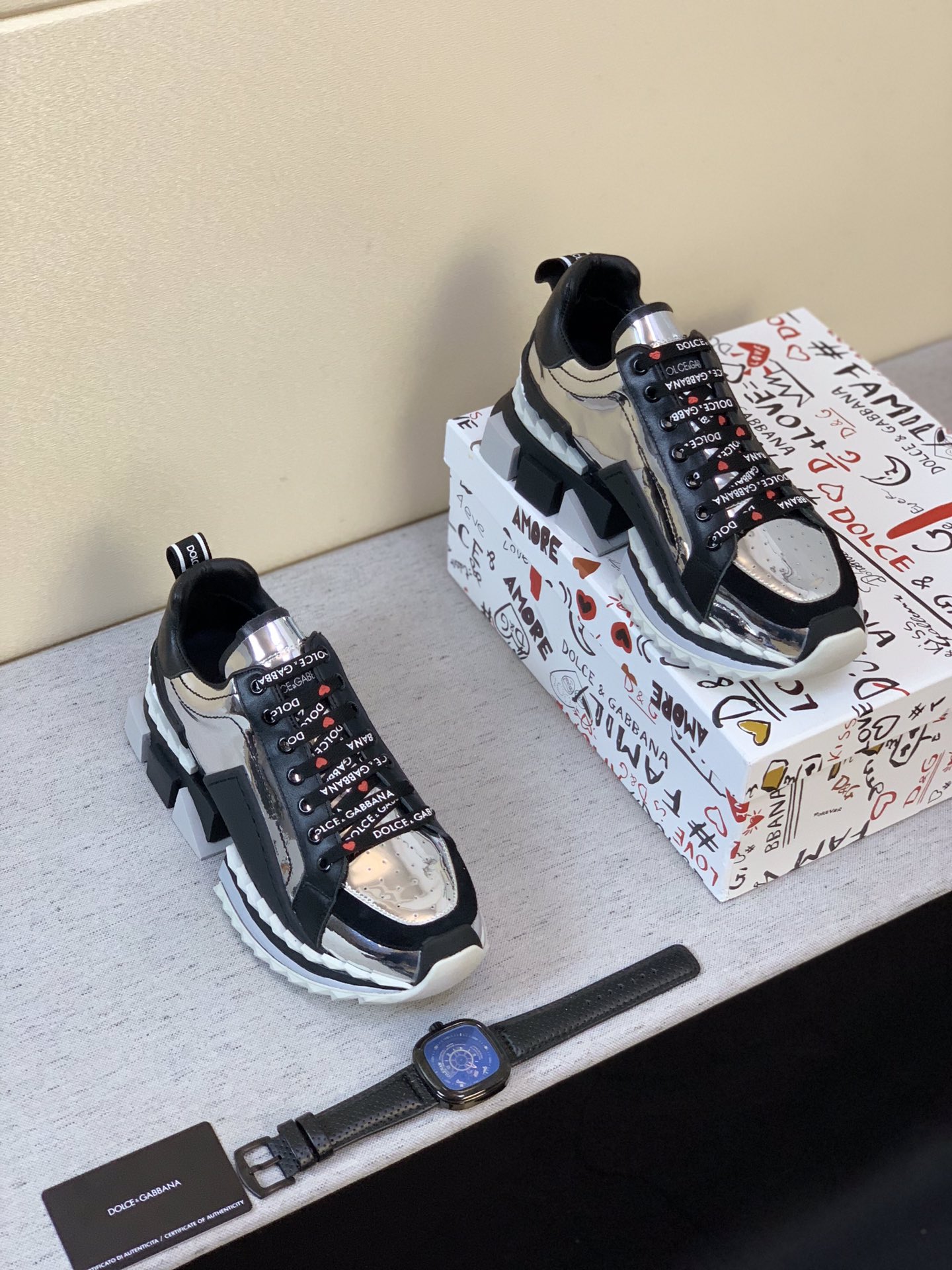 Dolce & Gabbana Low Tops Sneakers 36 - vstockx