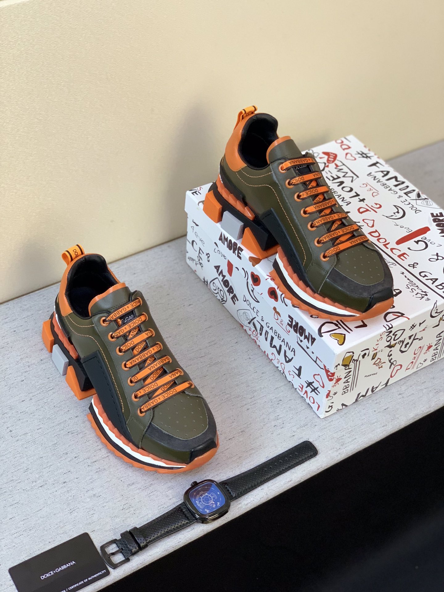 Dolce & Gabbana Low Tops Sneakers 35 - vstockx