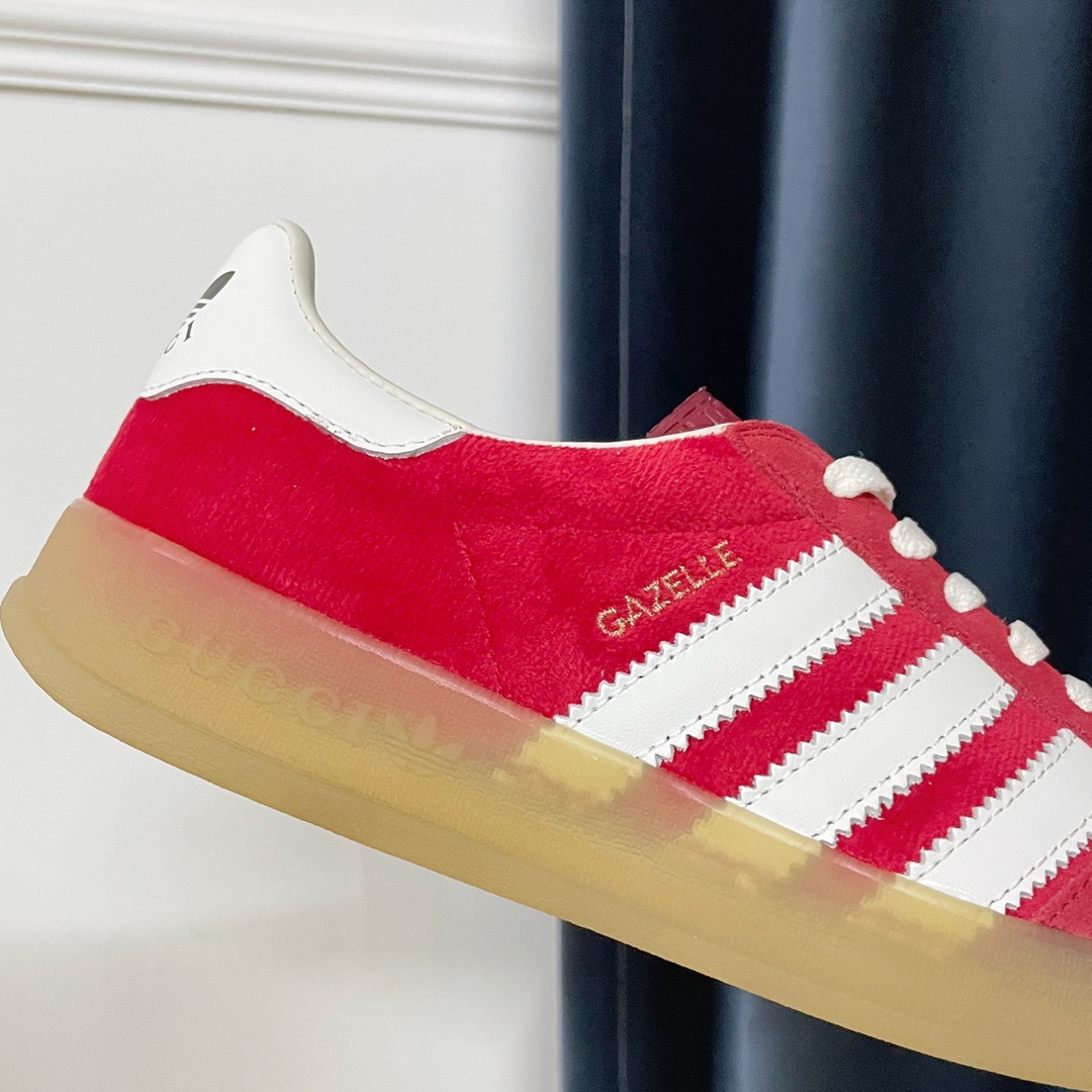 adidas x Gucci Gazelle Sneaker 6 - vstockx