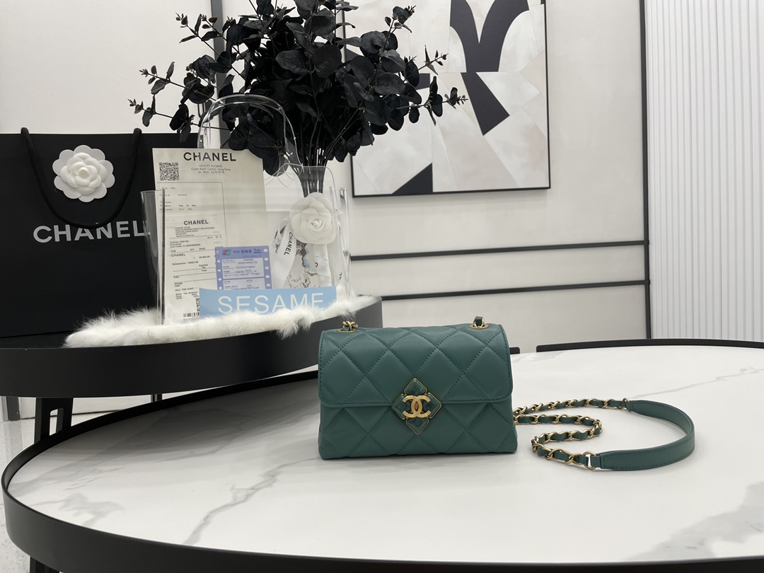 Handbag Chanel AS2633 size 18*7*12 cm - vstockx