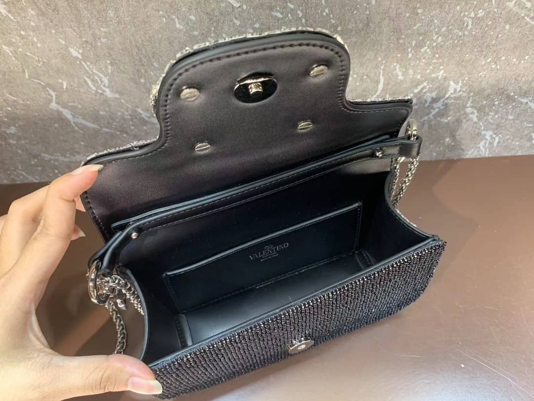 Handbag Valentino V0134 size 20*11*5 cm - vstockx