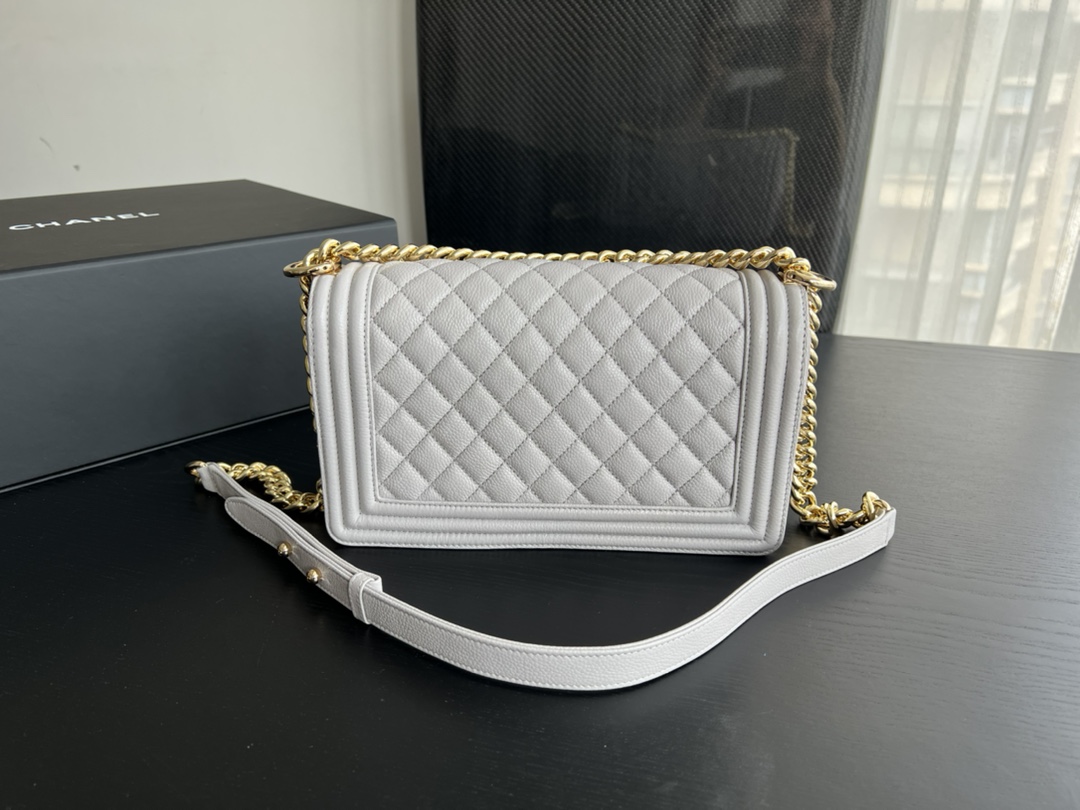Handbag Chanel size 25 cm - vstockx