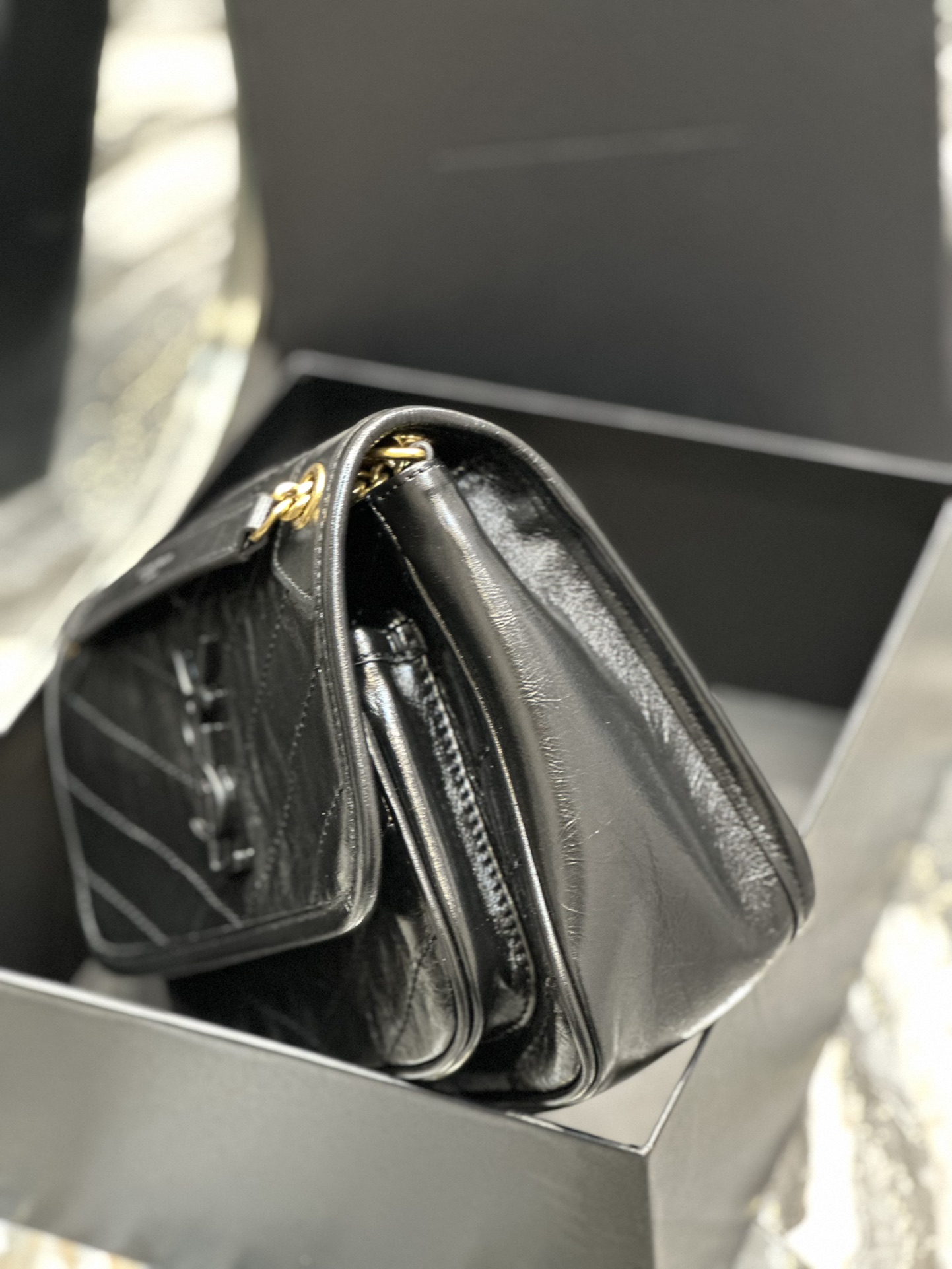 Handbags SAINT LAURENT 633151 size 22  16.5  12 cm - vstockx