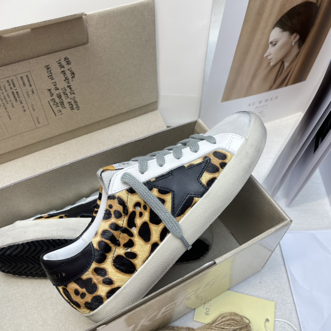 Golden Goose Superstar distressed-finish sneakers 33 - vstockx