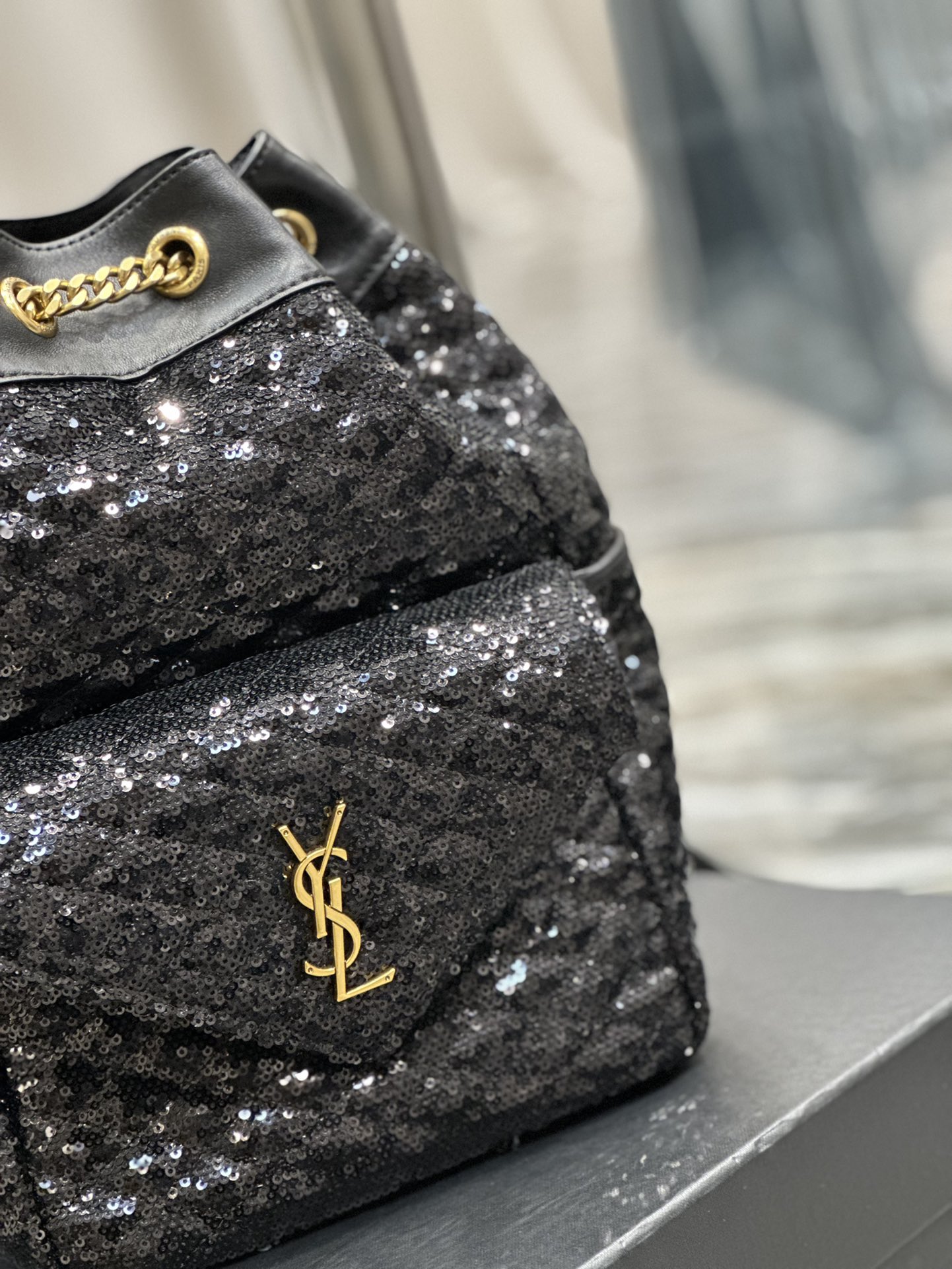 Handbags SAINT LAURENT 672609 size 22  29  15 cm - vstockx