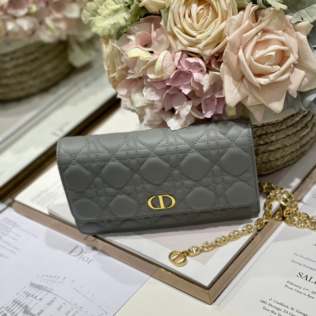 Handbag Dior 5091 size 20 x 11.5 x 3.5 cm - vstockx