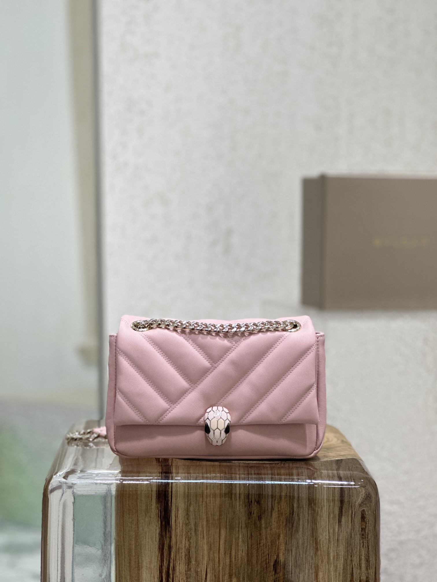 Handbags Bvlgari 287993 size:22.5*15*10 cm - vstockx