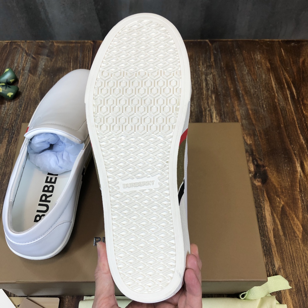 Burberry House Check Sneaker 5 - vstockx