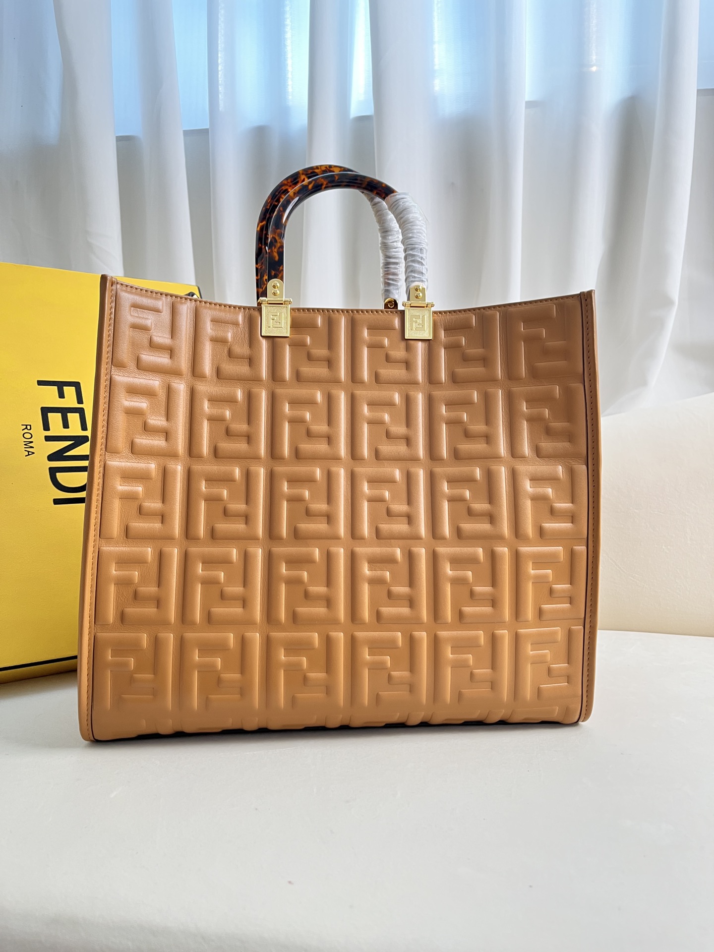 handbags FENDI 877 size:17*35*31 - vstockx