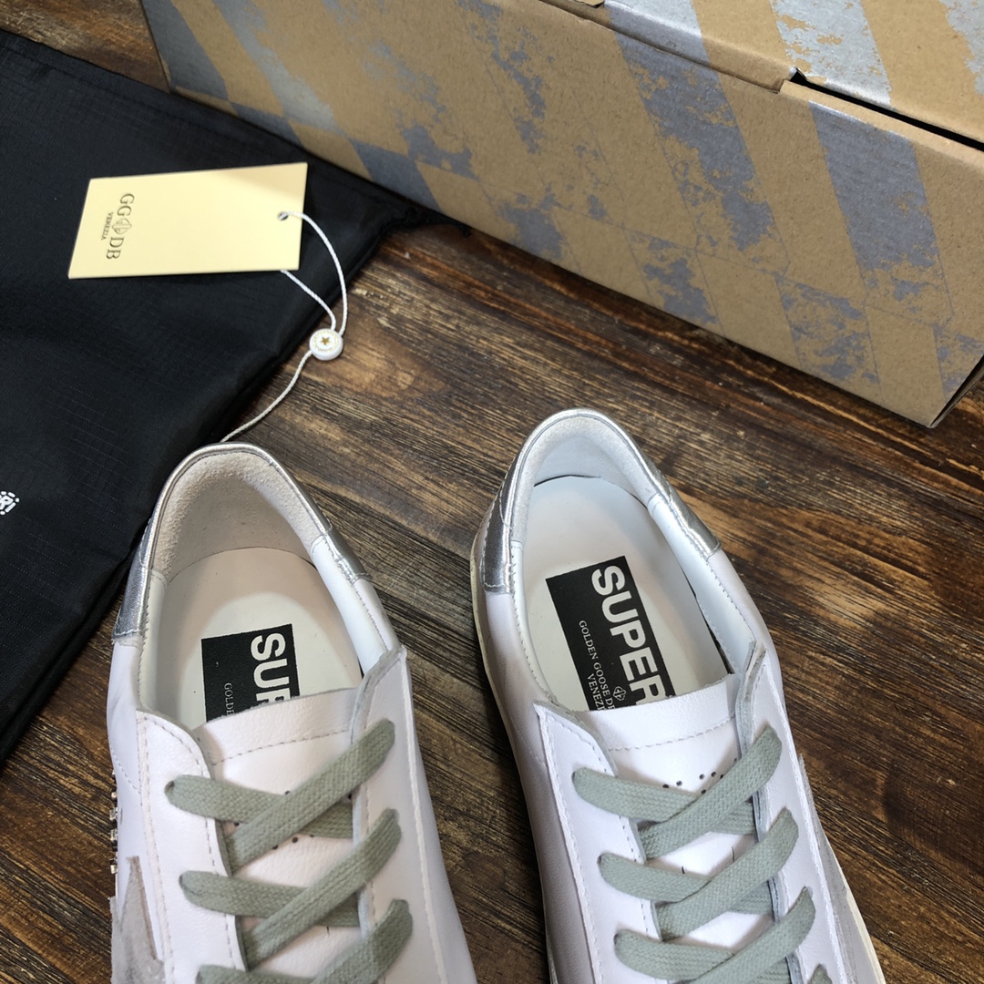 Golden Goose Superstar distressed-finish sneakers 4 - vstockx