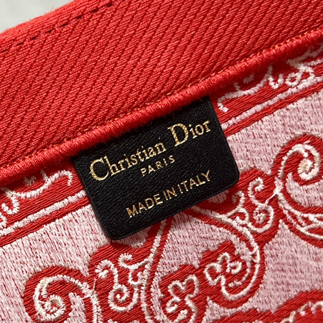 Handbag Dior 1286 size 42  35  18.5 cm - vstockx