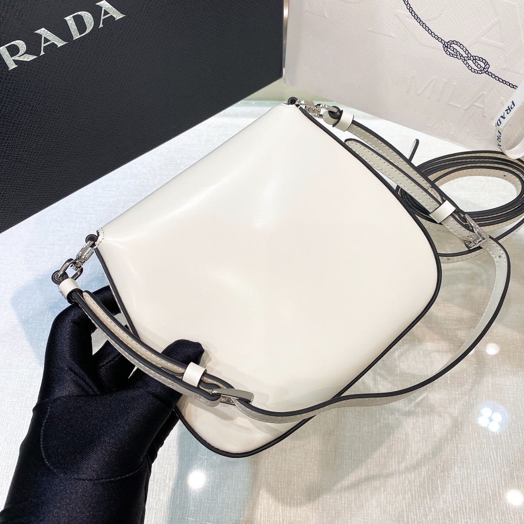 handbags prada 1BH188 zise ?7*14.5*7cm - vstockx