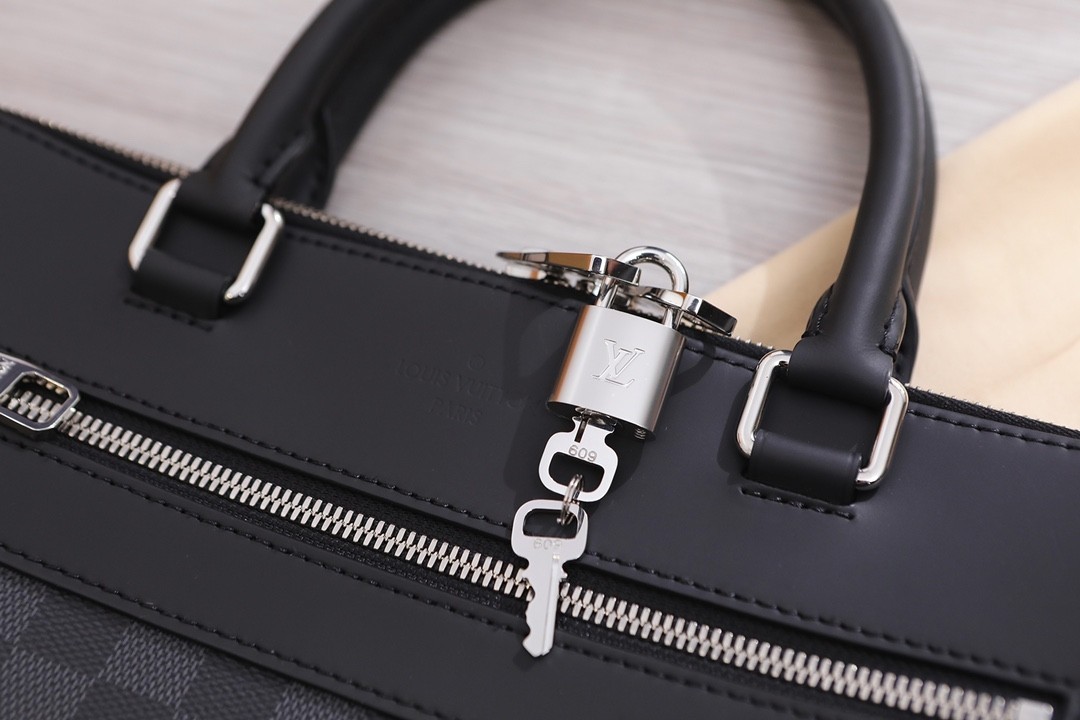 handbag Louis Vuitton N48260 size 37*28*6 - vstockx