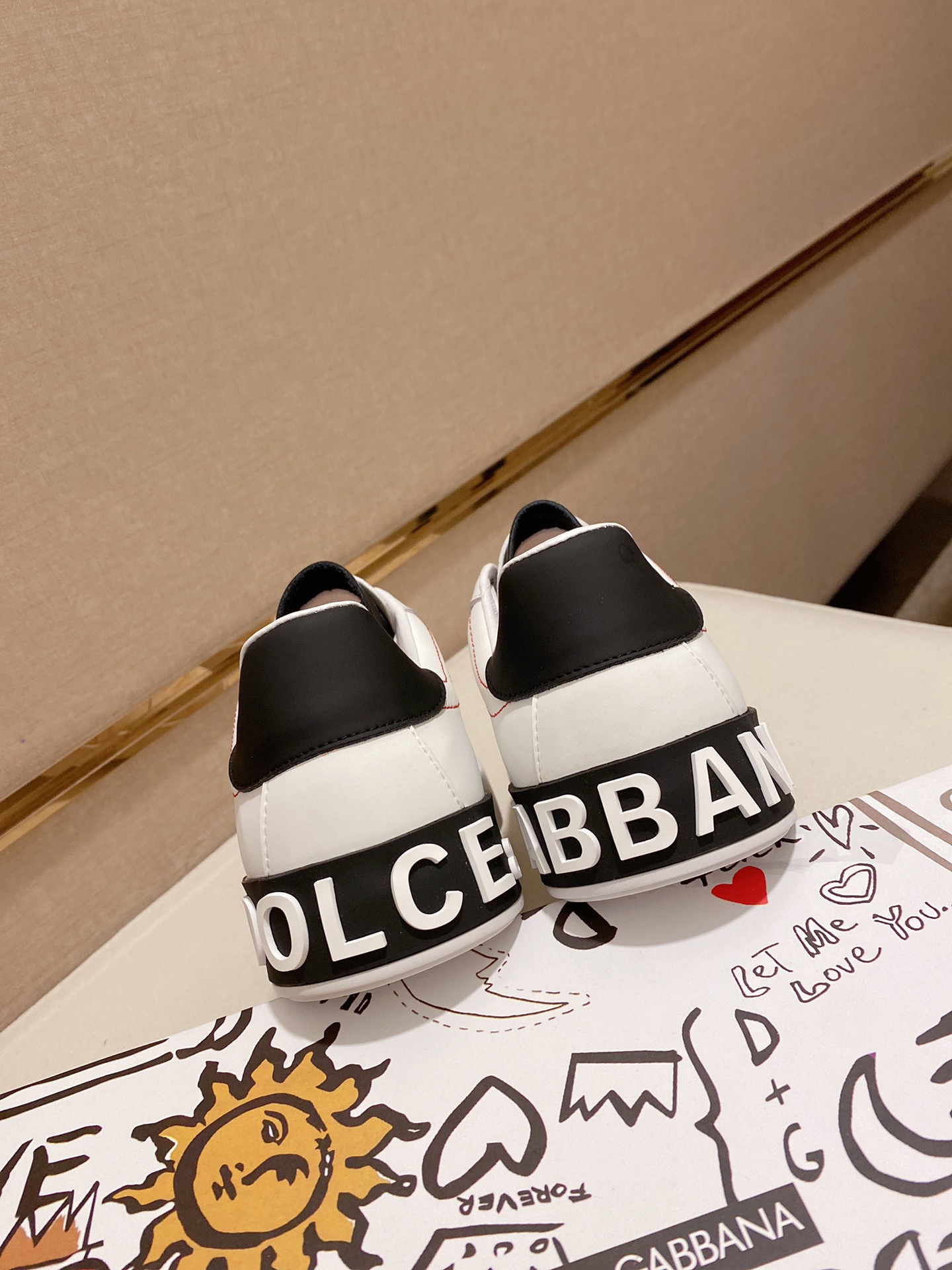 Dolce & Gabbana Low Tops Sneakers 105 - vstockx