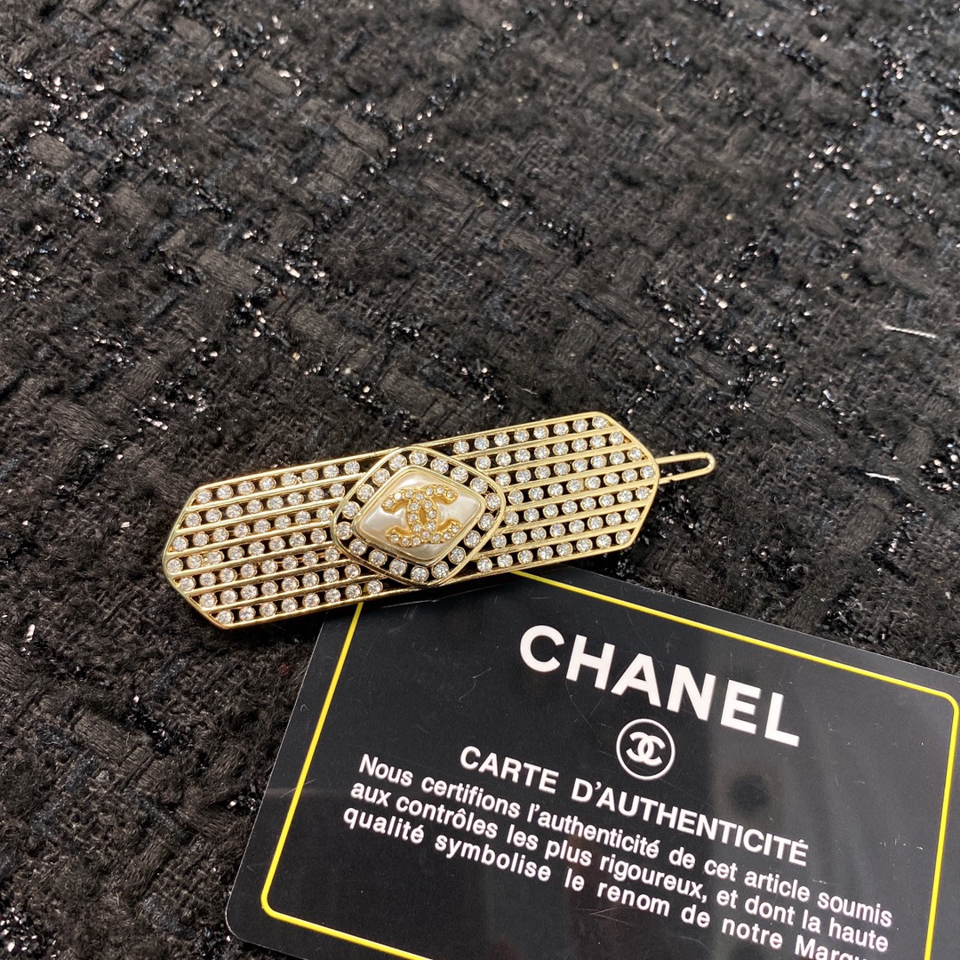 hairclip Chanel 2 - vstockx