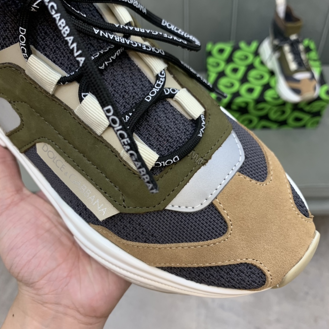 Dolce & Gabbana High-Tops chunky sneakers 1 - vstockx