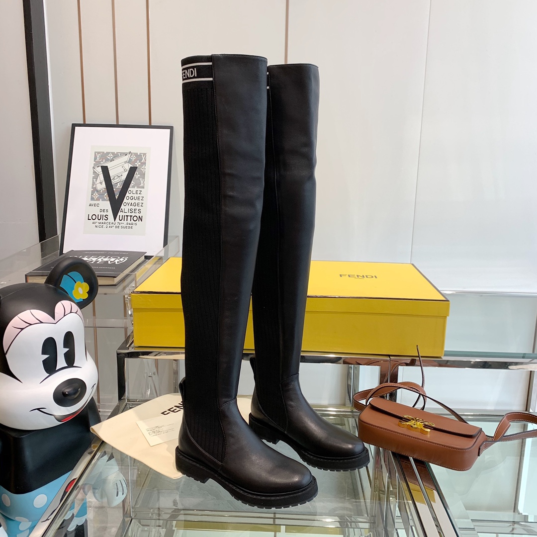 Fendi Boots 9 - vstockx