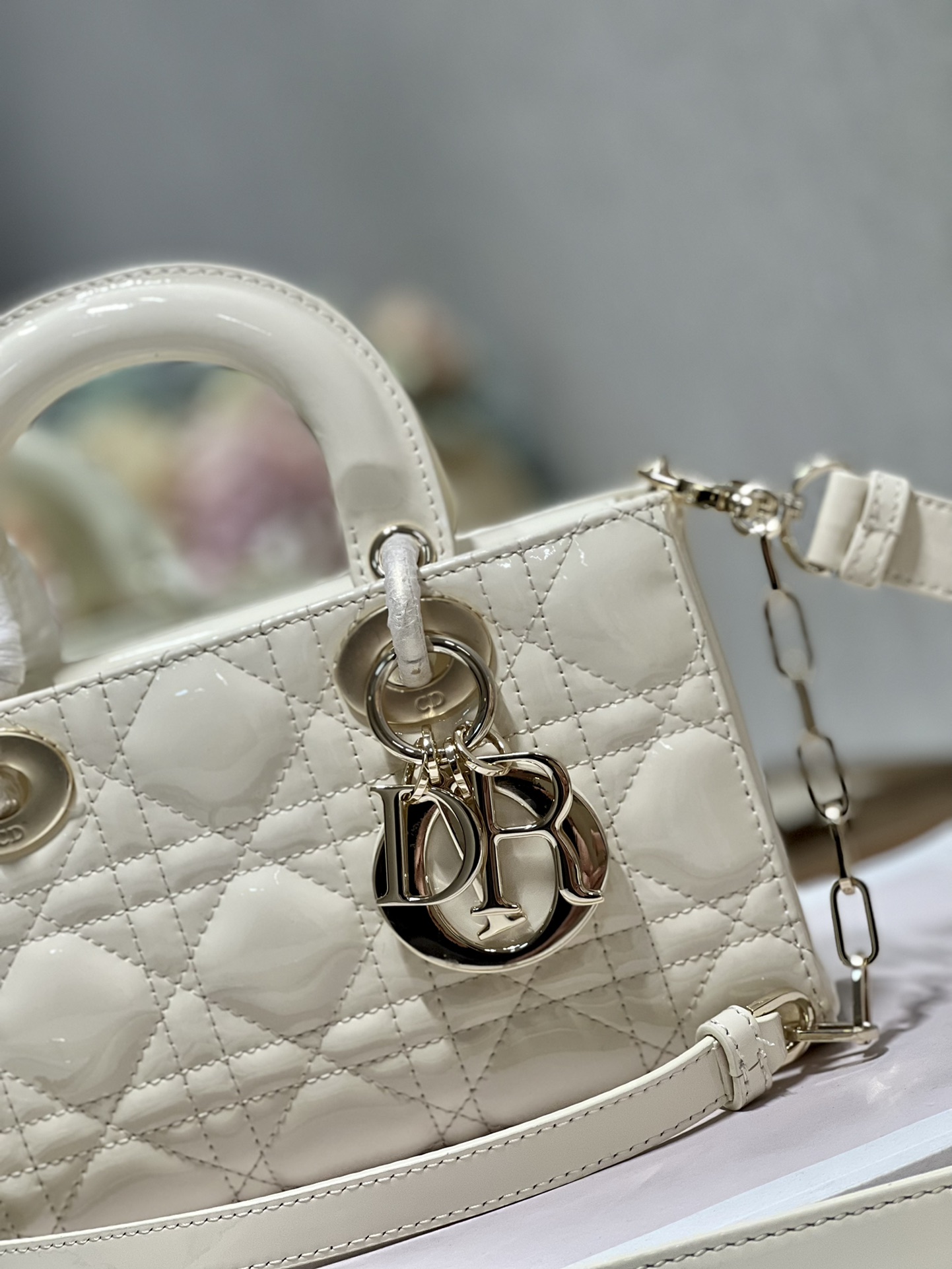 Handbag Dior 0540 size 22.5  6  11.5 cm - vstockx