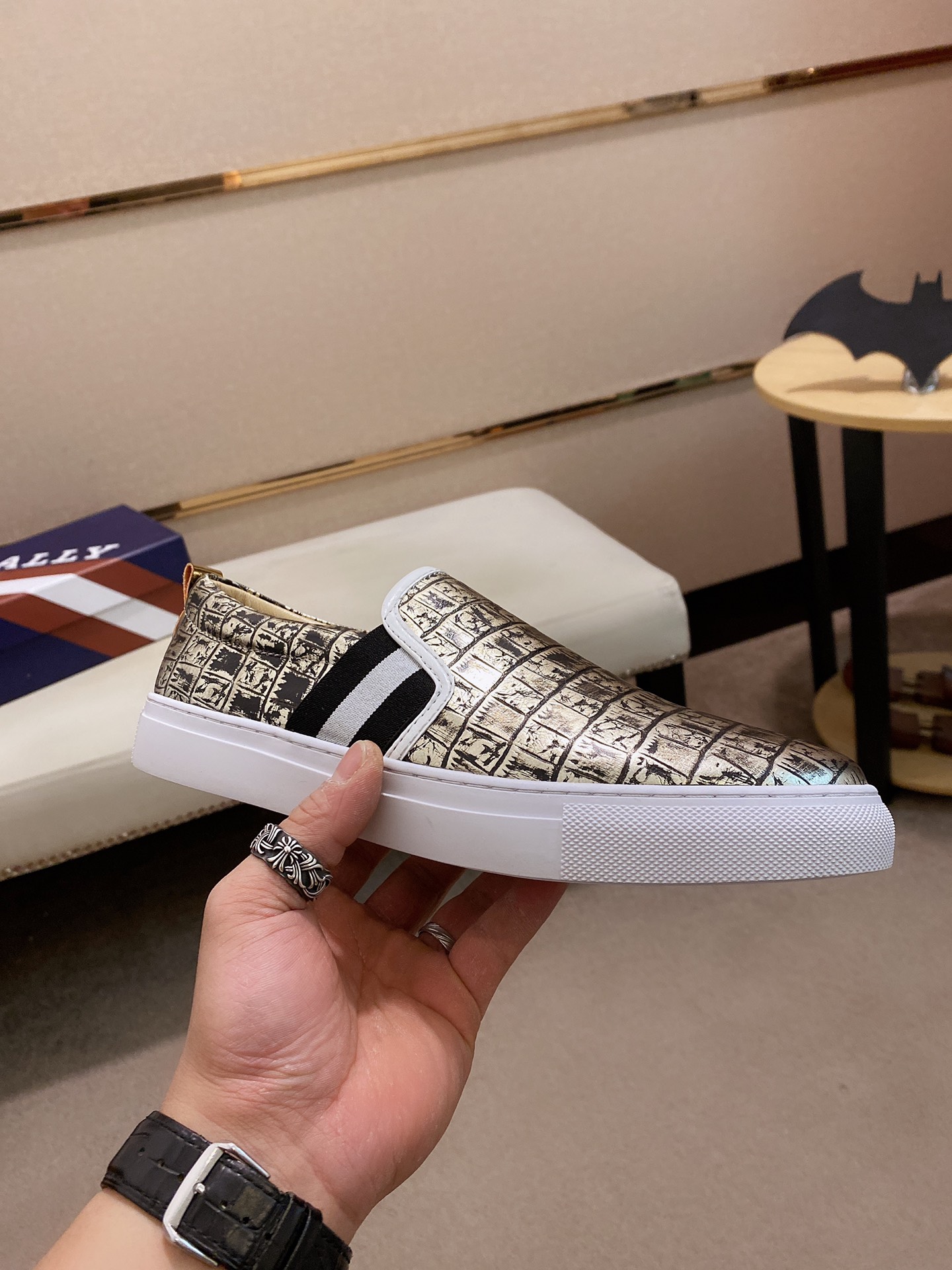 Bally Low Top Sneaker 1 - vstockx