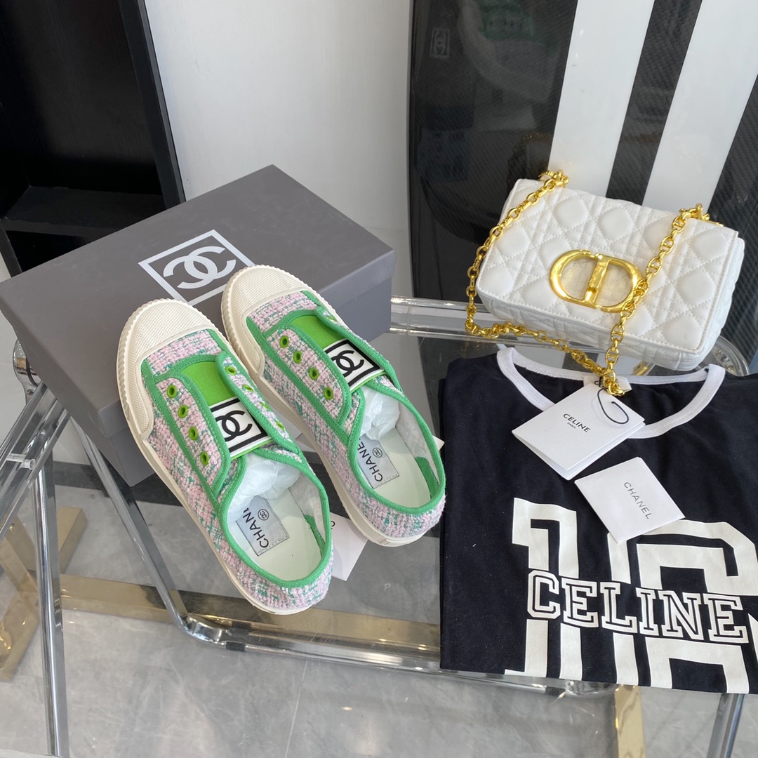 Chanel Flat canvas Sneaker 3 - vstockx