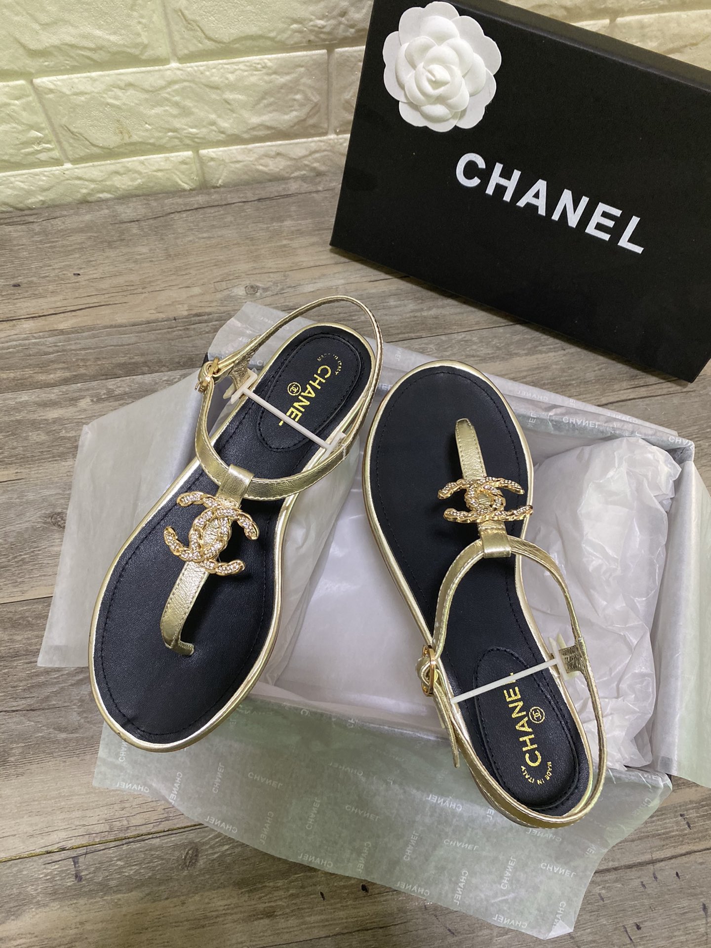 Chanel Slides 44 - vstockx