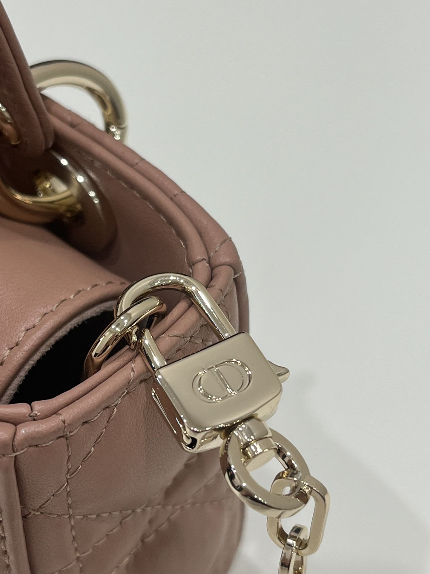 Handbags Dior 9230 size  16*5*9 cm - vstockx
