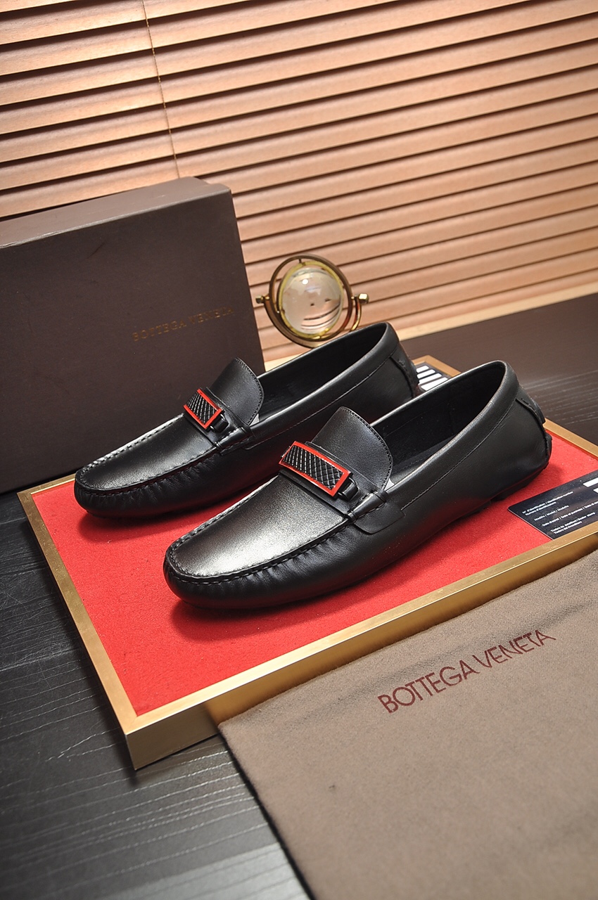 Bottega Veneta Intrecciato Leather Loafers 11 - vstockx