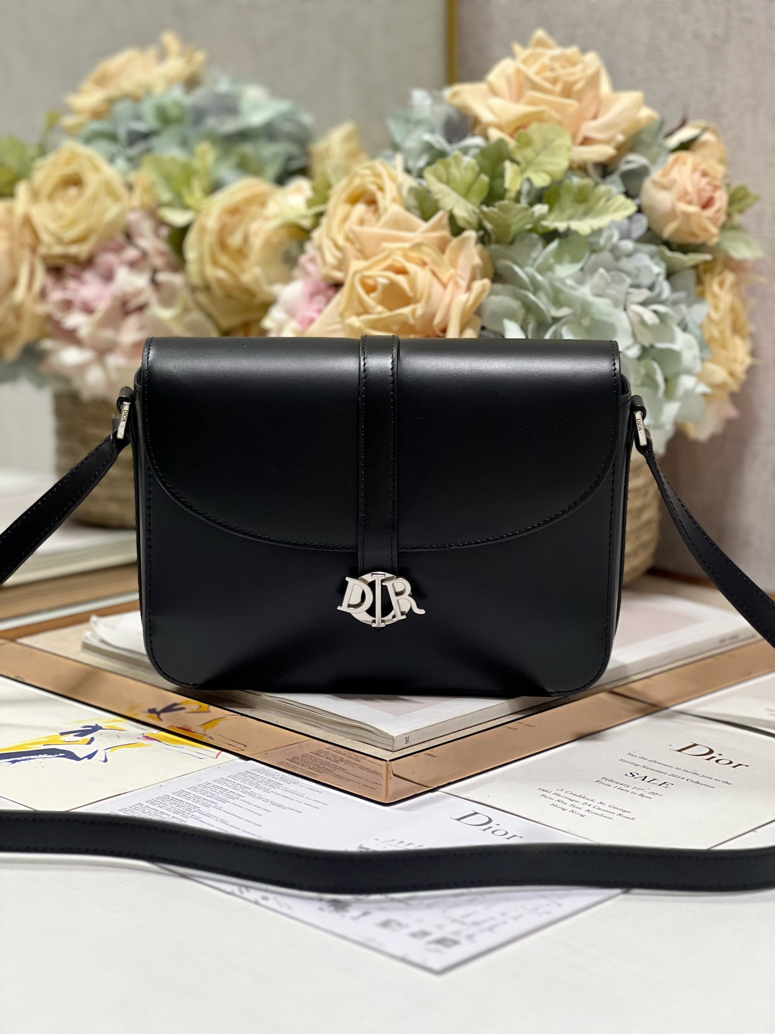 Handbags Dior M24 051 size  23.5*17*6.5 cm - vstockx