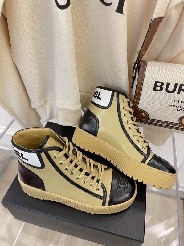 Chanel Platform Sneaker 2 - vstockx