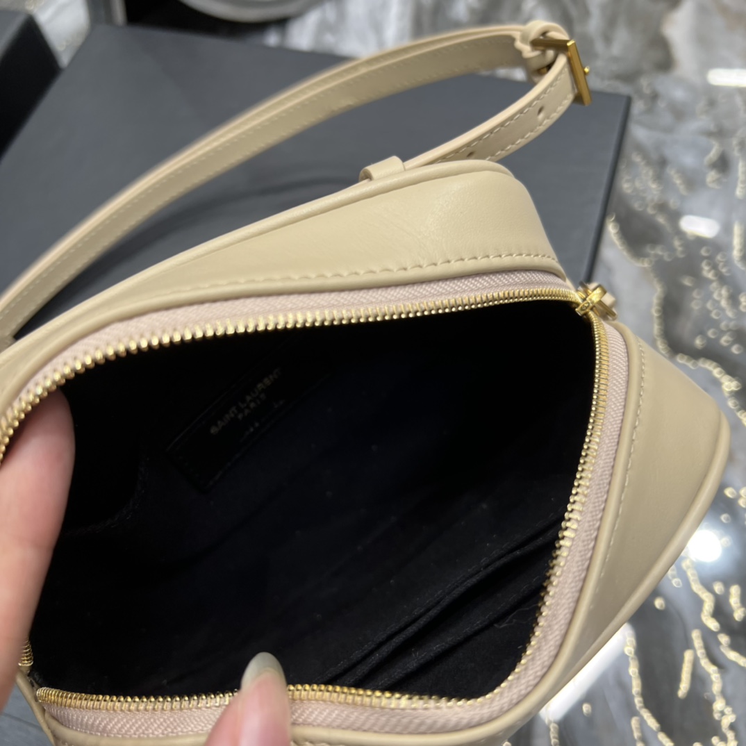 Handbags SAINT LAURENT 534817 size 15.5x10.5x5.5 cm - vstockx