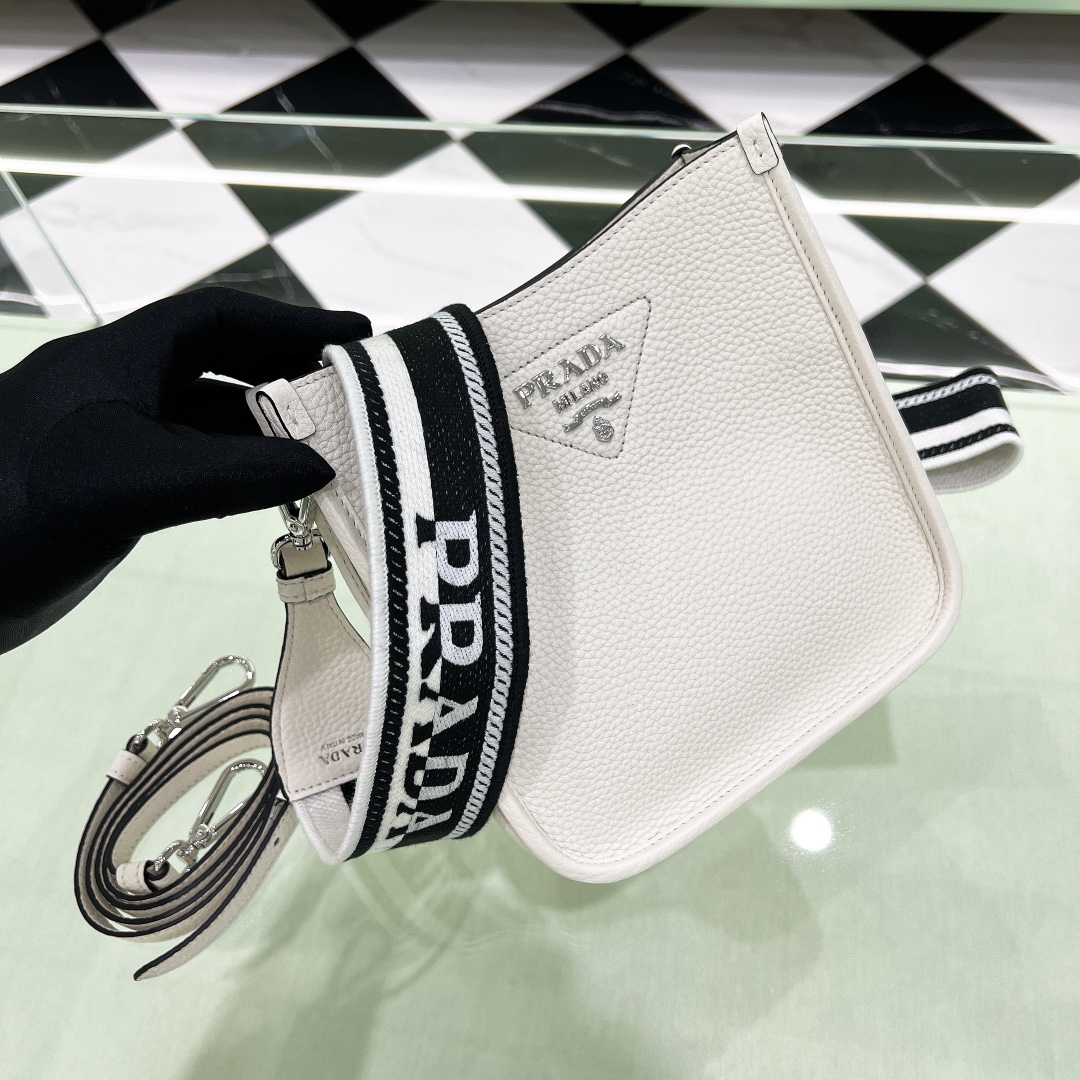 handbags prada 1BH191 size:20*19*6cm - vstockx