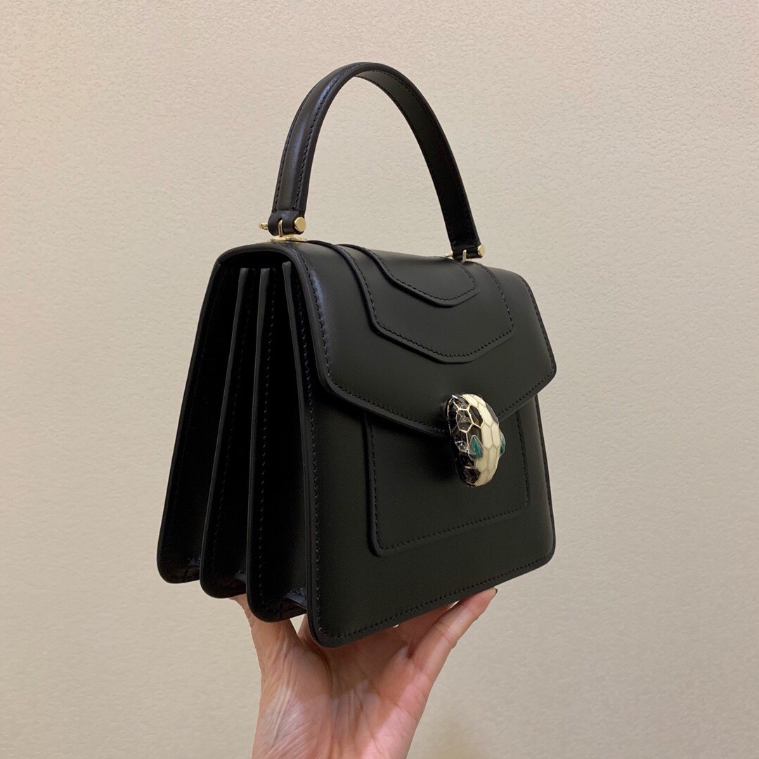 Handbags Bvlgari 38329 size:20 cm - vstockx