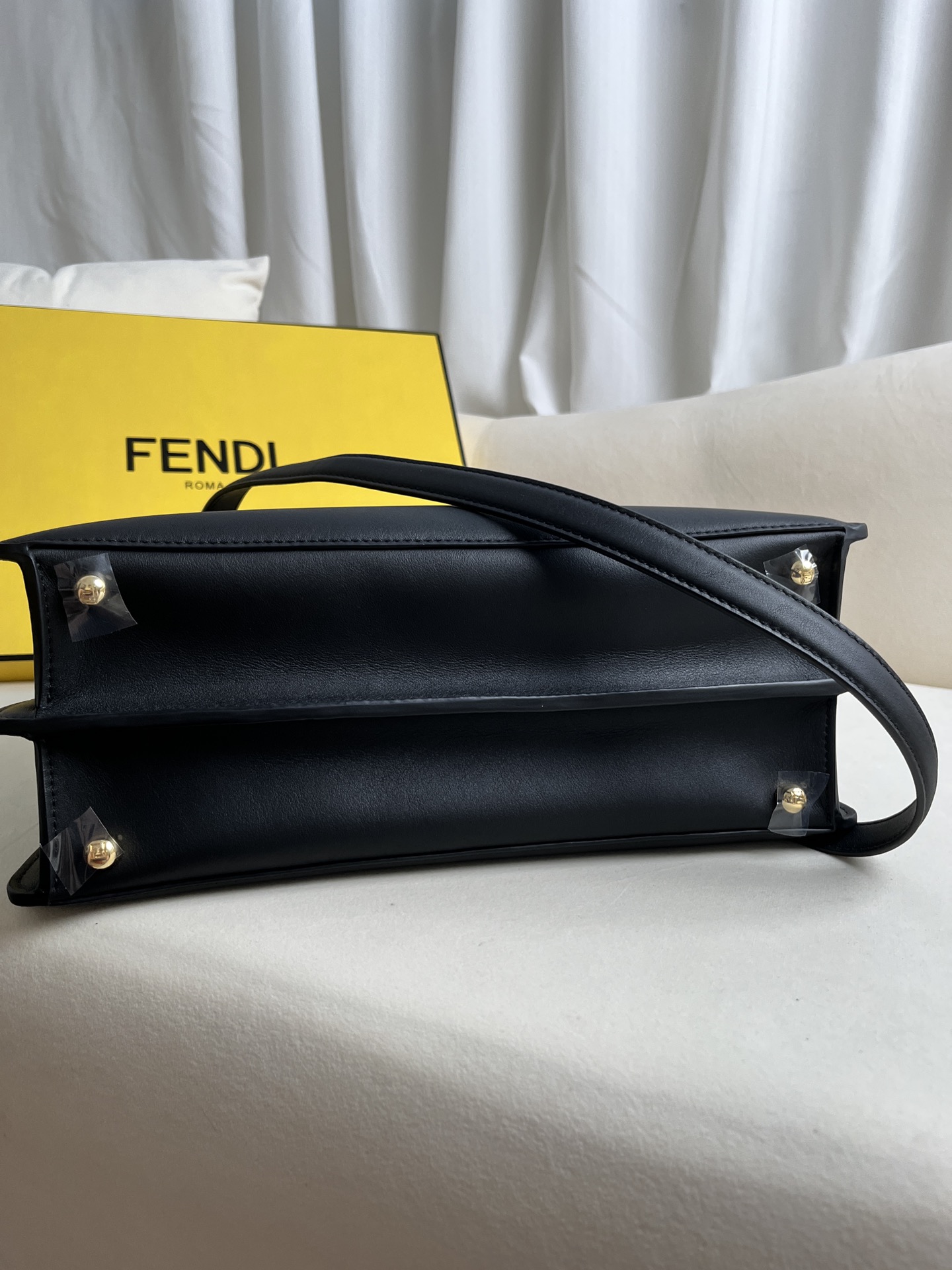 handbags FENDI 0230 size:25.5*33.5*13cm - vstockx