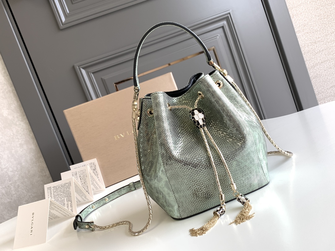 Handbags Bvlgari Sprpenti Forever size:16*11*19 cm - vstockx