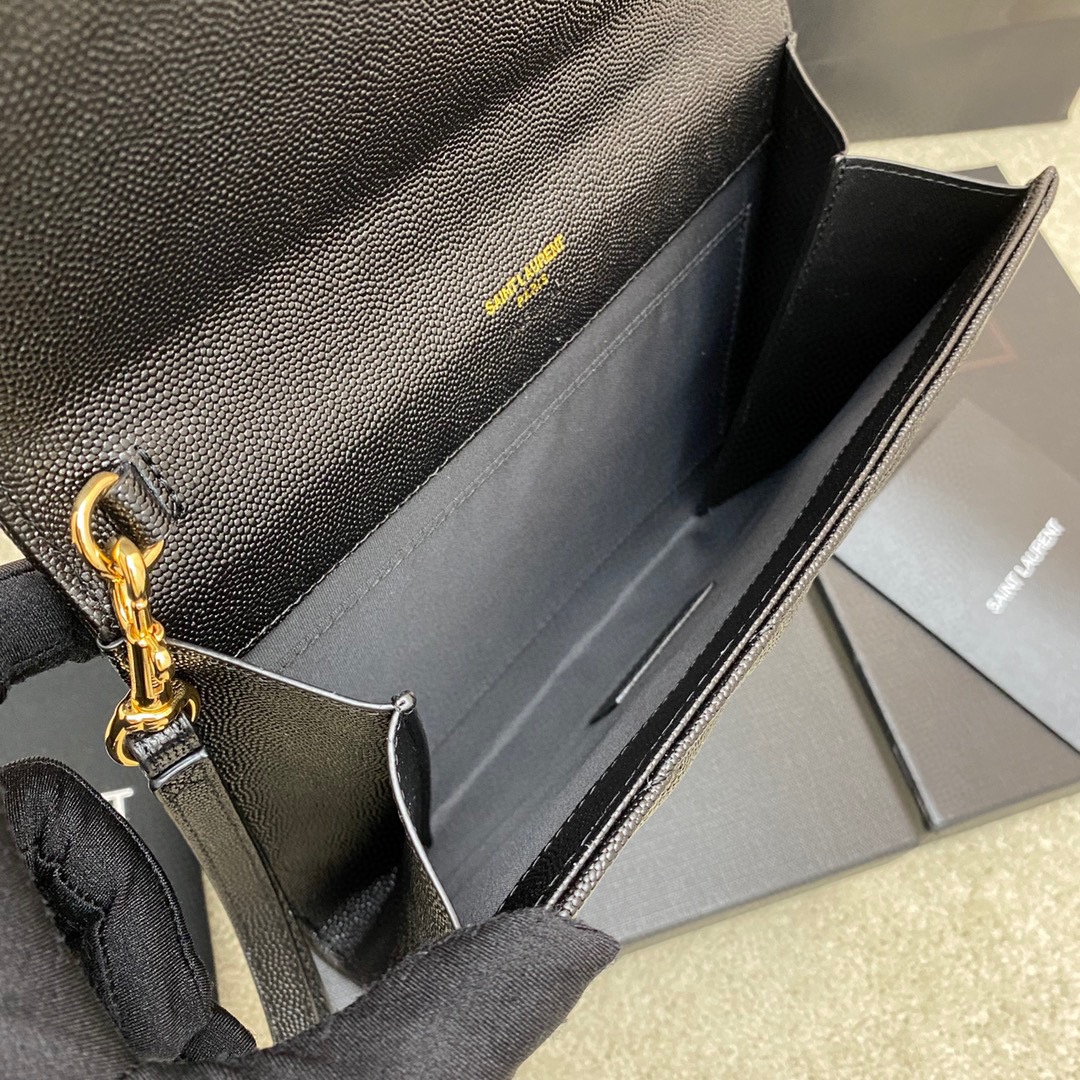 Handbags SAINT LAURENT 617662 size 21  6  3 cm - vstockx