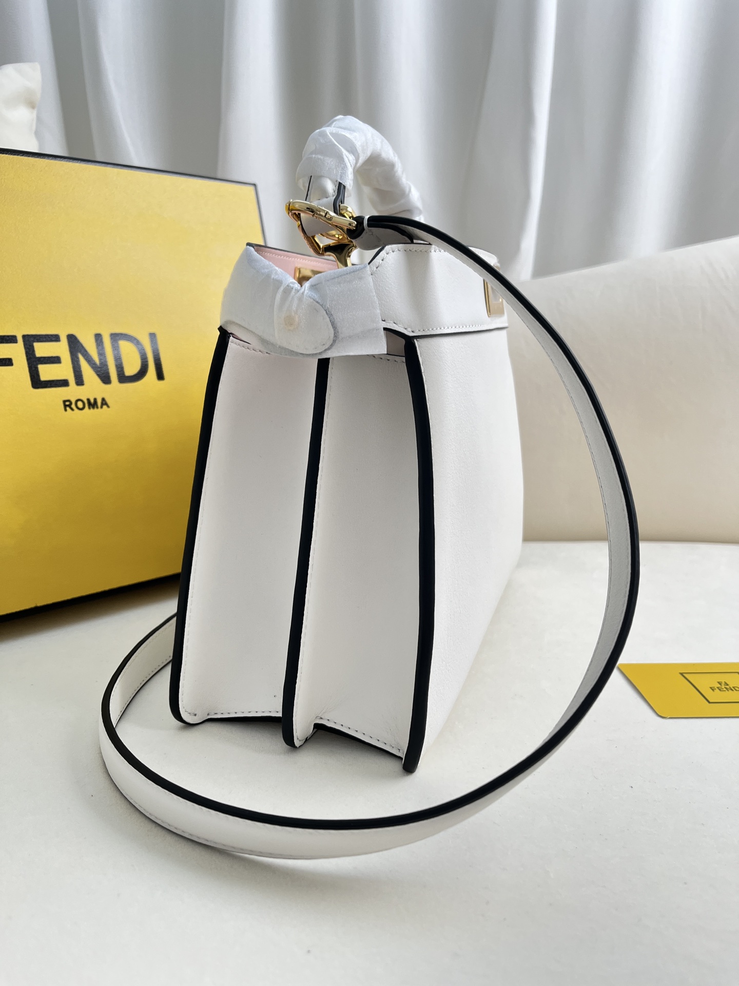 handbags FENDI 0229 size:27*21*11cm - vstockx