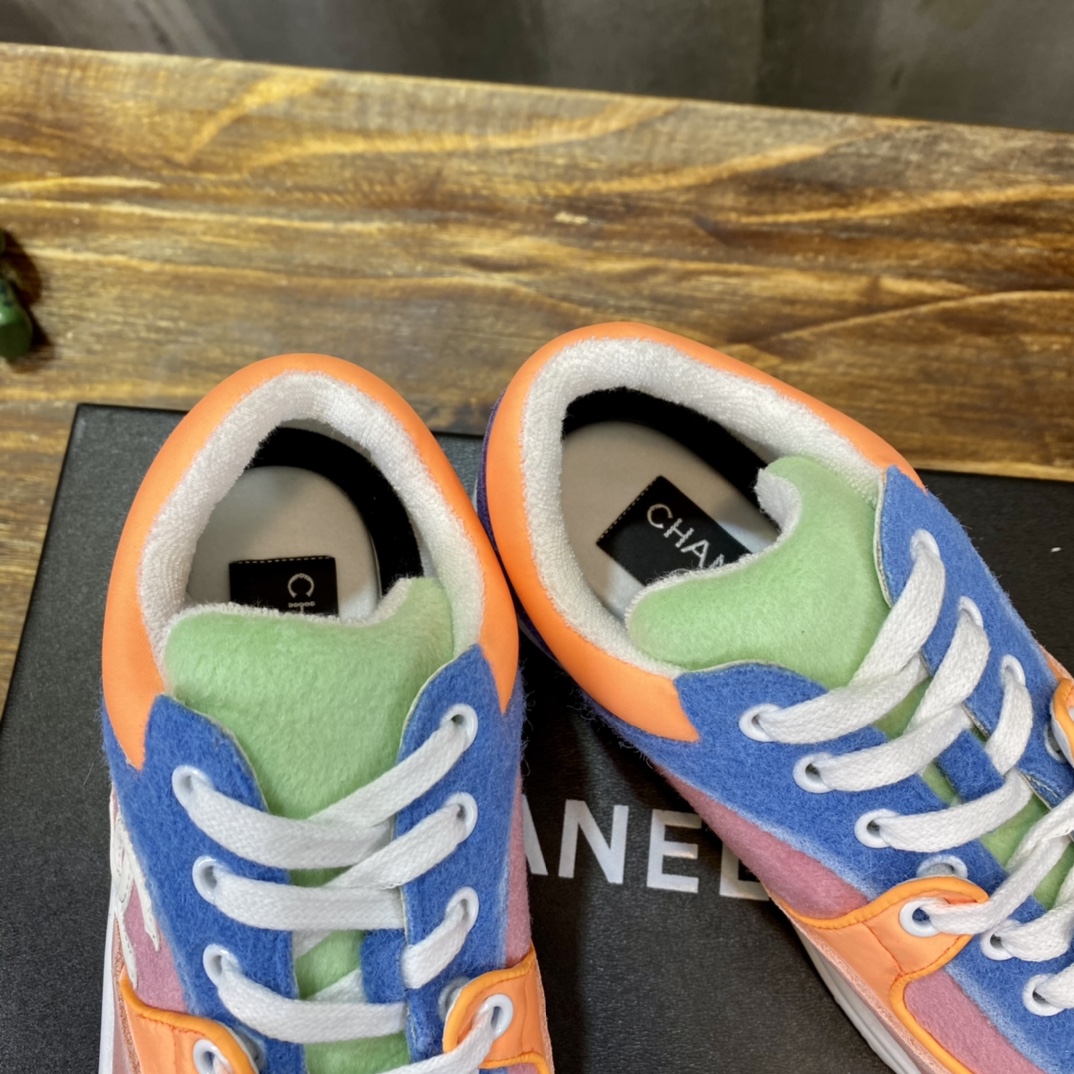 Chanel Fabric & Suede Calfskin Low Top Sneaker 41 - vstockx