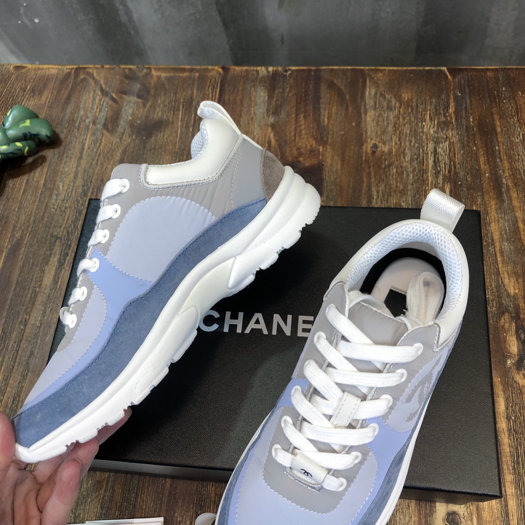 Chanel Fabric & Suede Calfskin Low Top Sneaker 30 - vstockx
