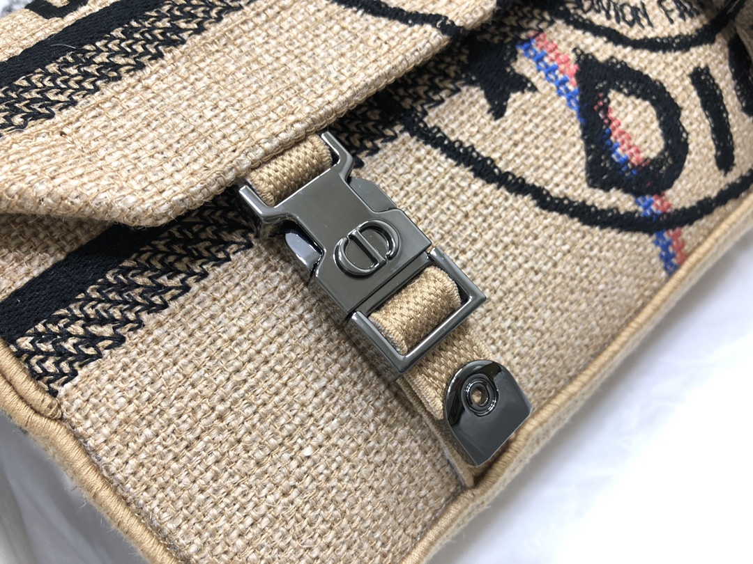 Handbag Dior M1241 size 23 x 15 x 8 cm - vstockx