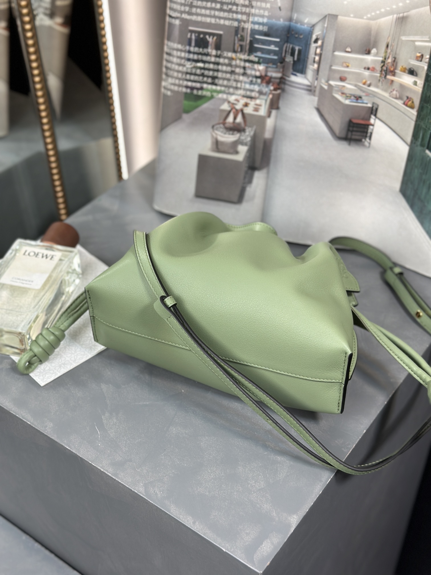 Handbags LOEWE mini flamenco clutch size:22.5-18-9 cm - vstockx