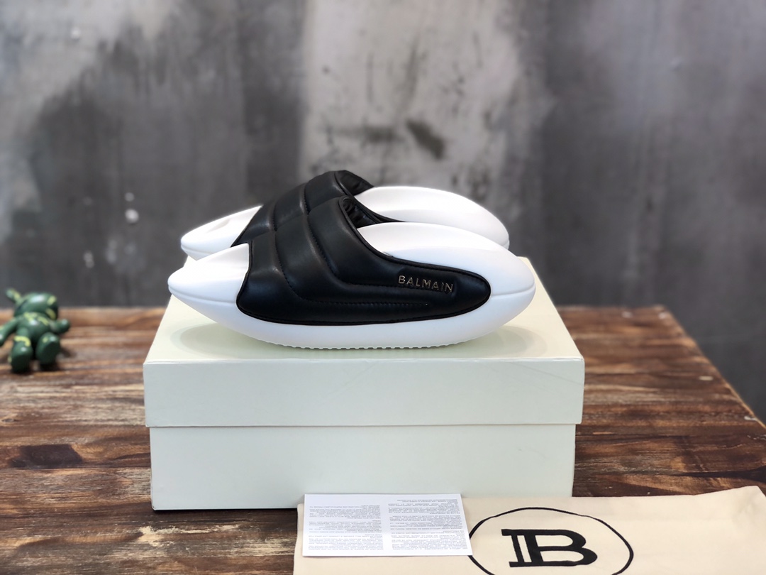 Balmain B-IT Mules Black White - vstockx