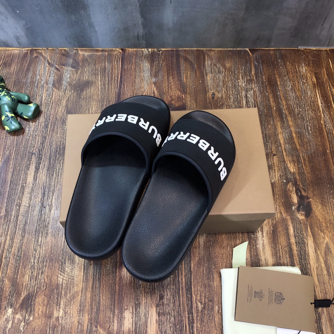 Burberry Slipper 3 - vstockx